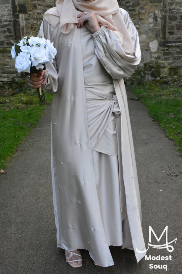 Lina Champagne Abaya - Image 5