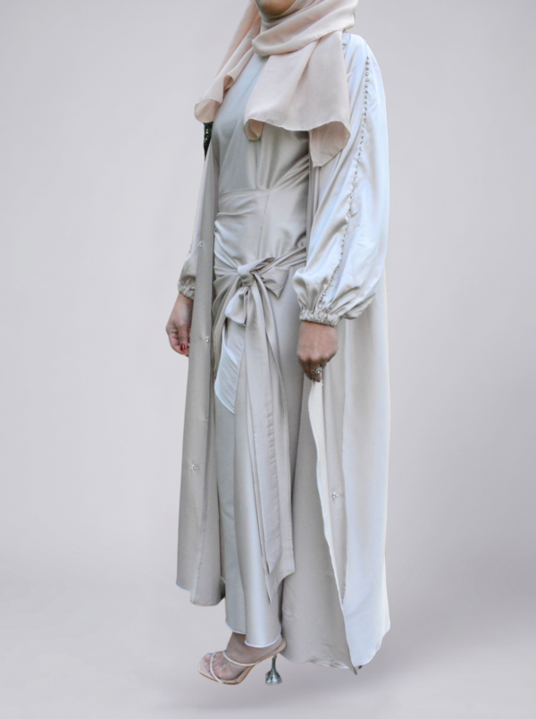 Lina Champagne Abaya - Image 2