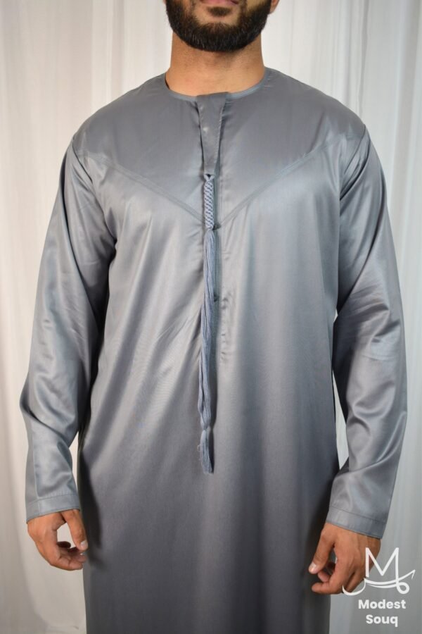 grey emirati thobe