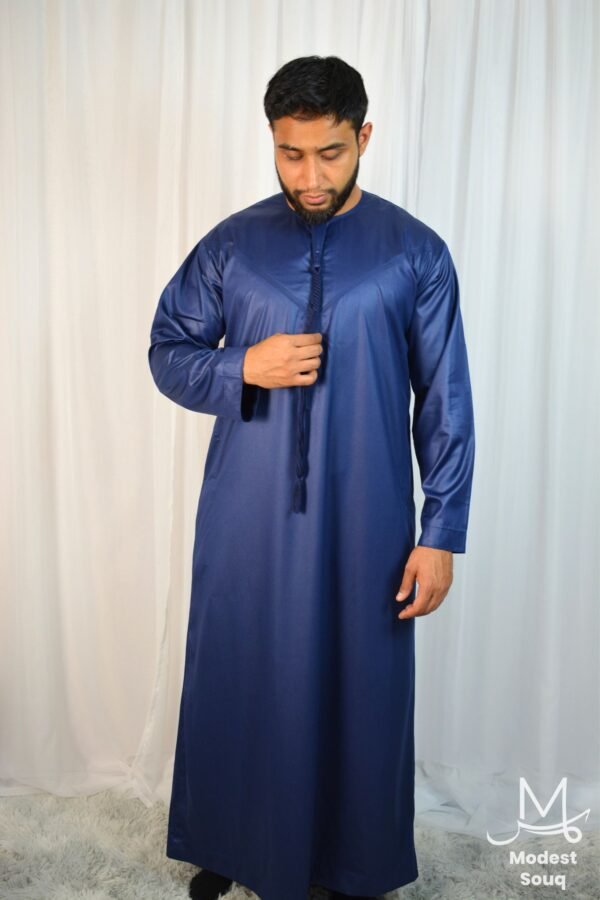 navy blue emirati thobe