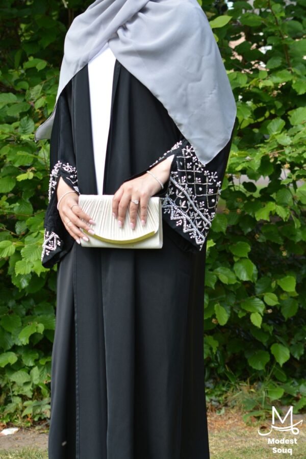 Aziza black abaya