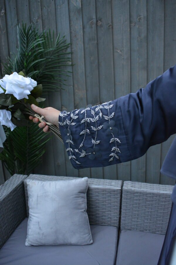 Zaheerah Midnight Blue Abaya - Image 3