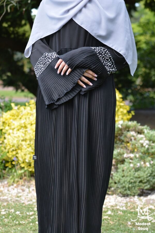 black abaya