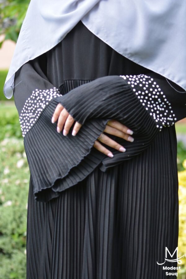 black abaya for women