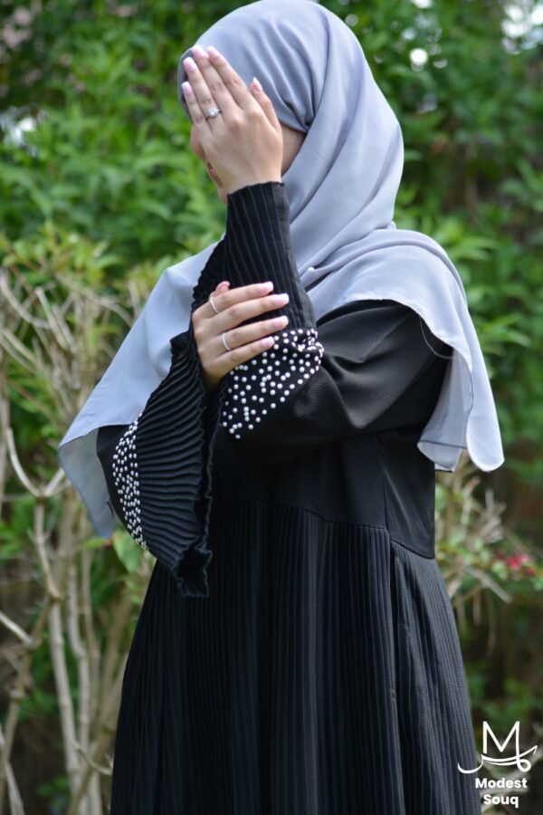 black pleated abaya