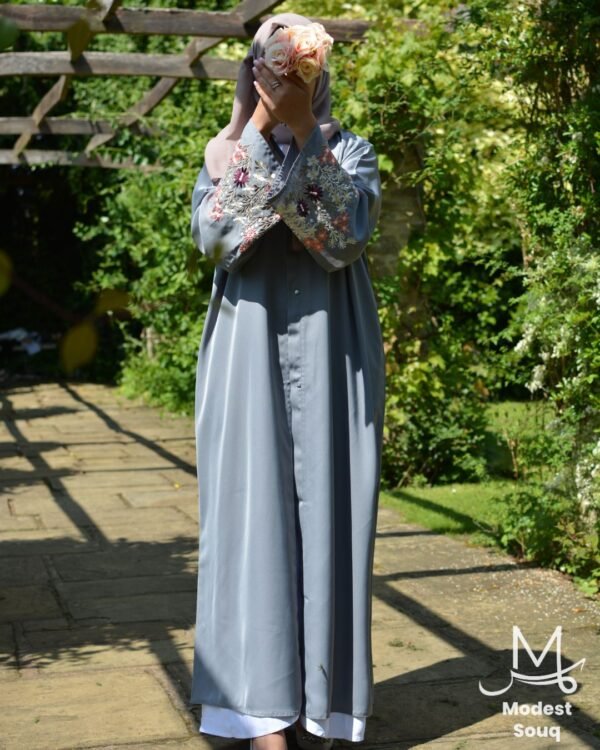 Sara Grey Floral Abaya - Image 4
