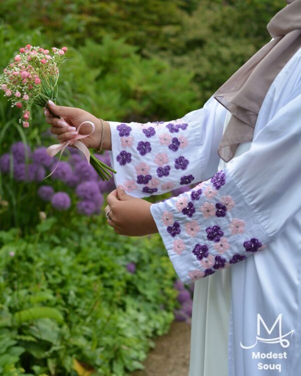 Fatimah - White Abaya