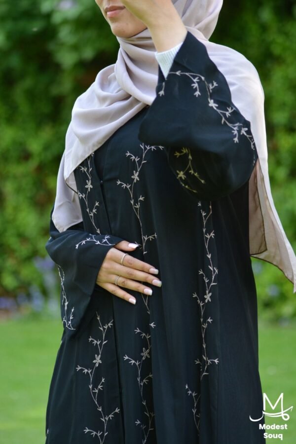 ANEESA Black Abaya