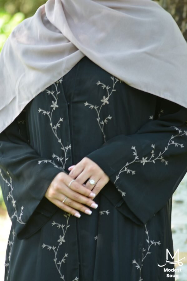 girls black abaya