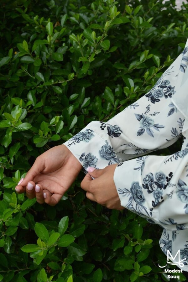 Reem - White & Blue Co Ord Set - Image 3