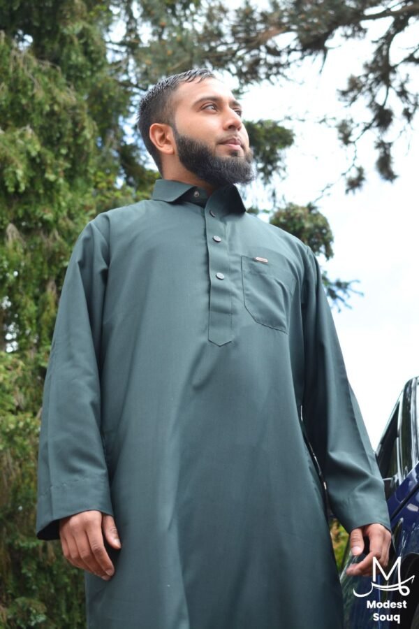Green Thobe with Black Buttons - Saudi Style - Image 3