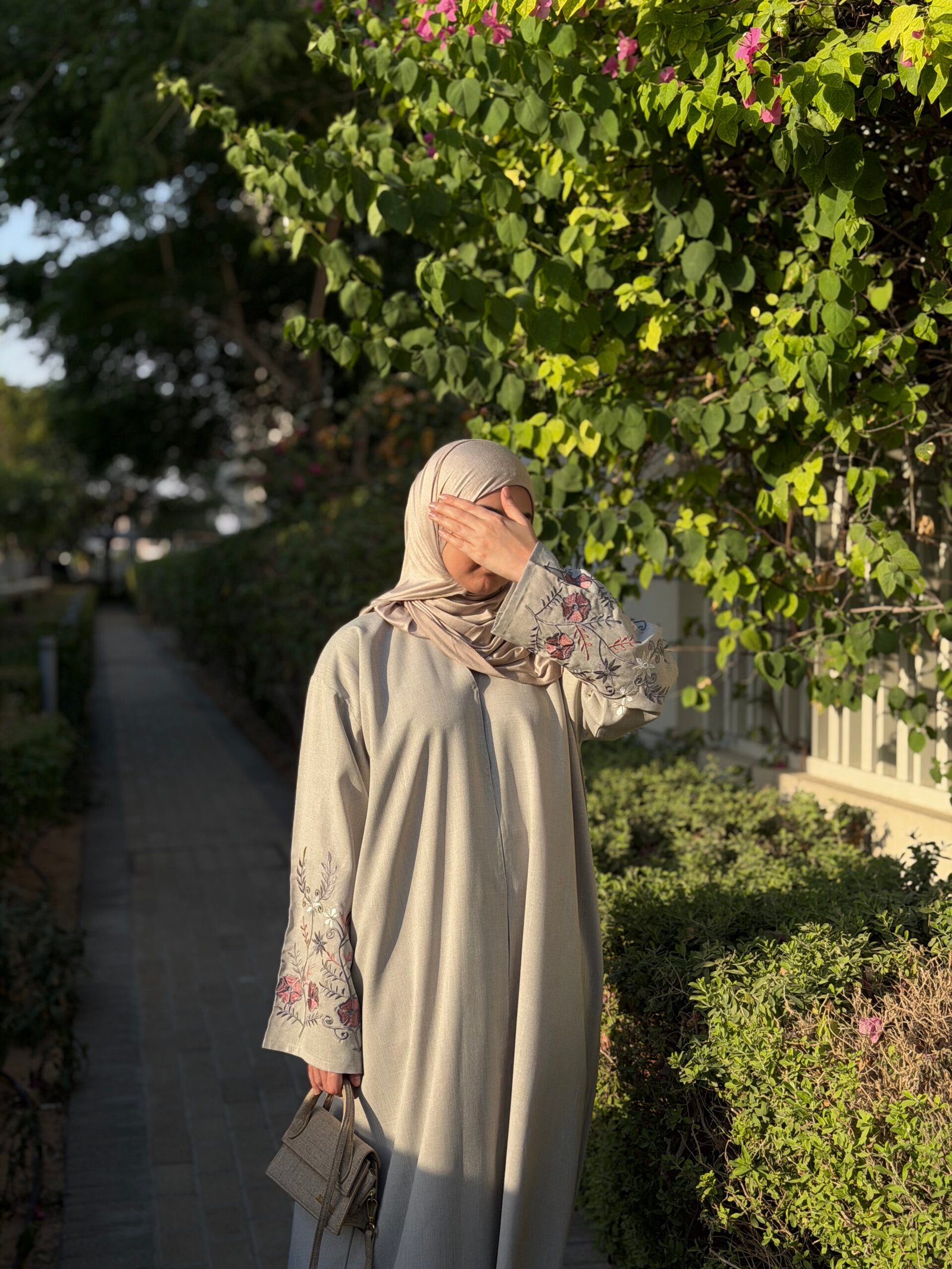 Grey Linen Floral abaya full view
