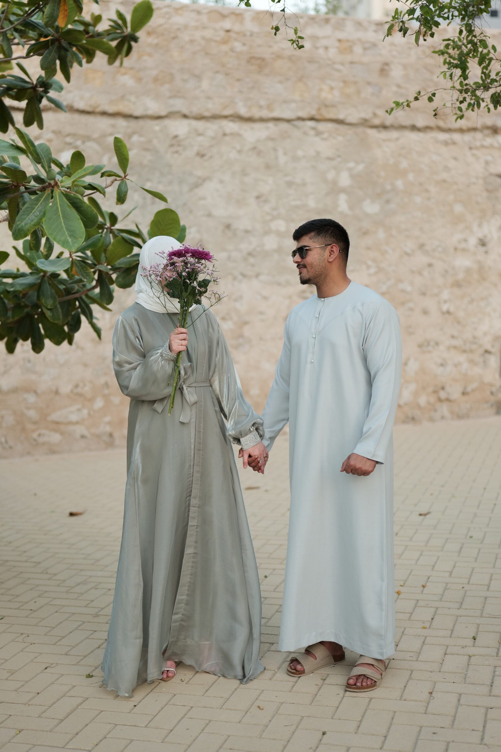 couples abaya set sage green abaya and blue thobe
